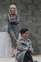 Inszenierungsfoto GESCHLOSSENE GESELLSCHAFT