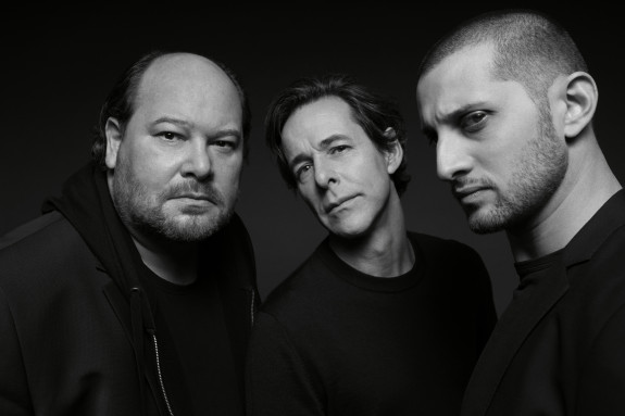 Gruppenporträt in schwarz-weiß mit Rainer Galke, Markus Meyer, Bardo Böhlefeld